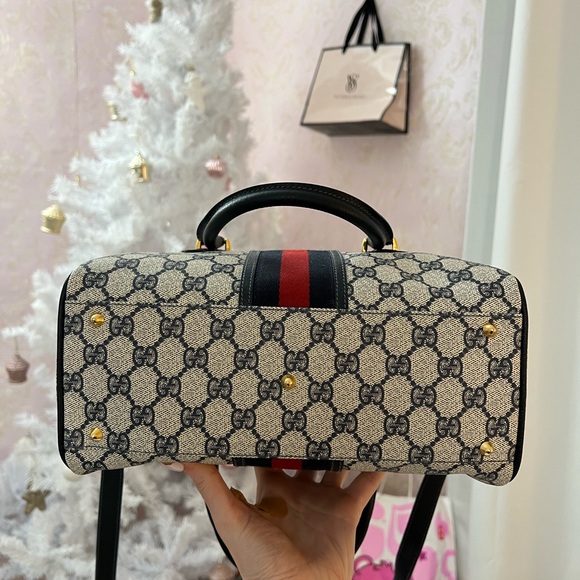 Vintage AUTHENTIC Gucci Ophidia GG Canvas Crossbody Satchel - Picture 4 of 9